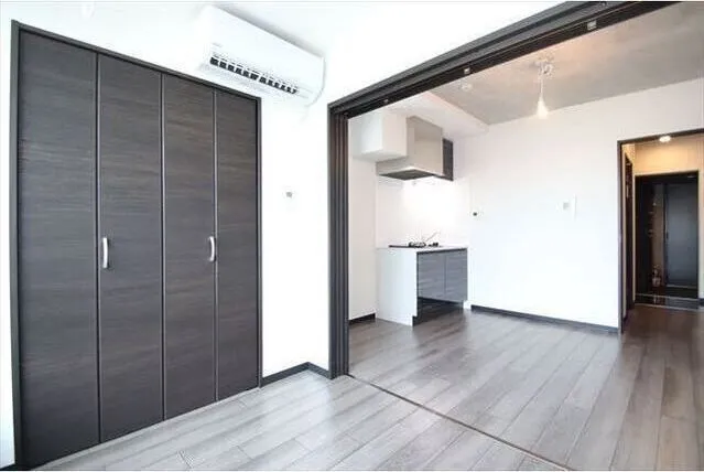 Composite Nogata - Interior - ["Building", "Fixture", "Cabinetry"]