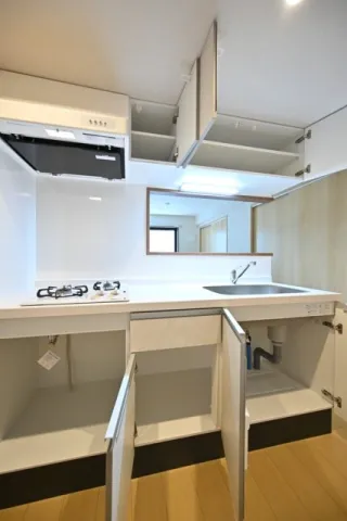 CENTRAL GARDEN RESIDENCE TOKYO - Interior - ["Interior design", "Ceiling", "Flooring"]