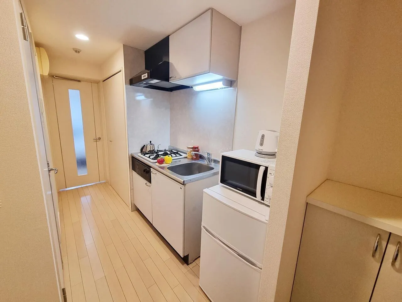 Mynavi STAY Higashioi - Interior - ["Flooring", "Apartment", "Floor"]