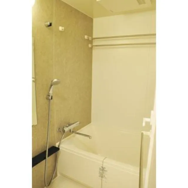 Park Axis Toyosu Canal - Interior - ["Shower head", "Door", "Shower"]