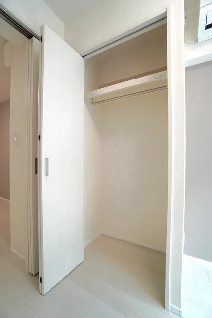 CREATIF Bunkyo Sendagi - Interior - ["Flooring", "Wood", "Floor"]
