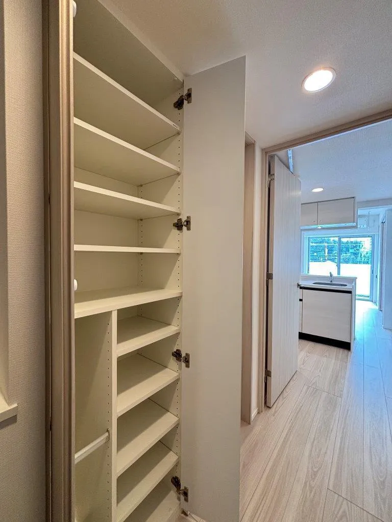 Lefon Livent Suginami Eifuku - Interior - ["Flooring", "Wood", "Interior design"]