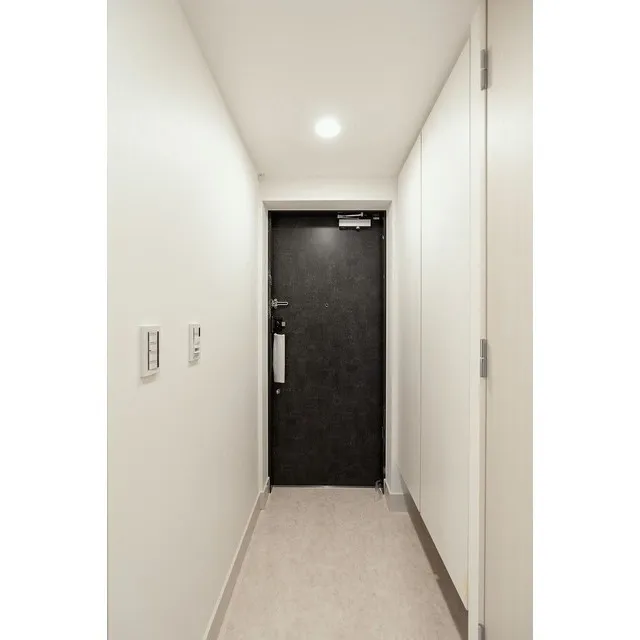 Stylio Ikegami WeLL - Interior - ["Door", "Fixture", "Flooring"]