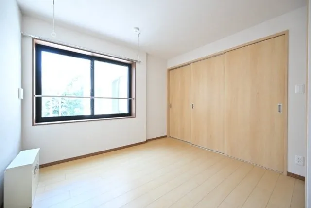 CENTRAL GARDEN RESIDENCE TOKYO - Interior - ["Flooring", "Wood", "Wood flooring"]