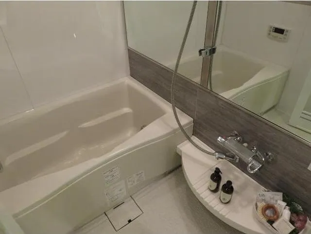 Primal Shinjuku Wakamatsucho - Interior - ["Tap", "Plumbing fixture", "Mirror"]