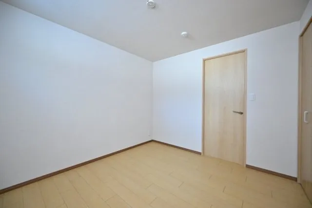 CENTRAL GARDEN RESIDENCE TOKYO - Interior - ["Flooring", "Floor", "Wood flooring"]