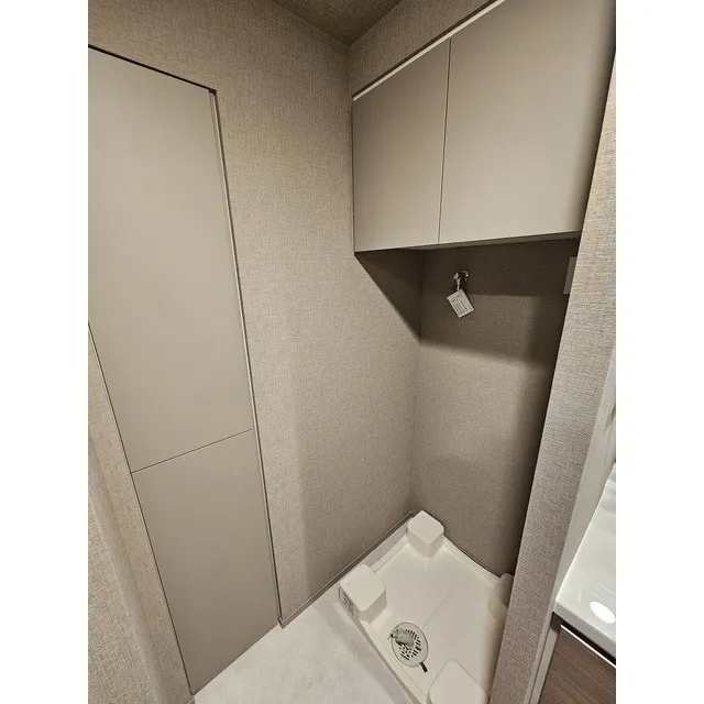 Orchid Residence Shibuya Tomigaya - Interior - ["Automotive design", "Rectangle", "Tints and shades"]