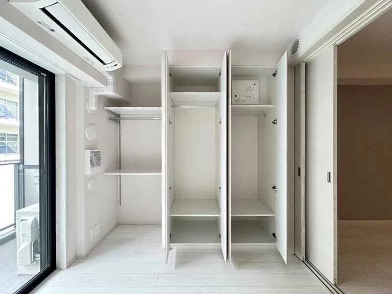 Le Fone Progre Takadanobaba North - Interior - ["Flooring", "Wood", "Floor"]