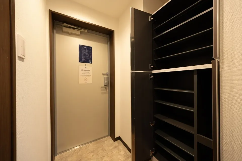 Hmlet Shinjuku Kawadacho - Interior - ["Flooring", "Wood", "Floor"]