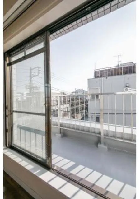 Orchid Yoyogi Uehara - Interior - ["Apartment", "Composite material", "Glass"]