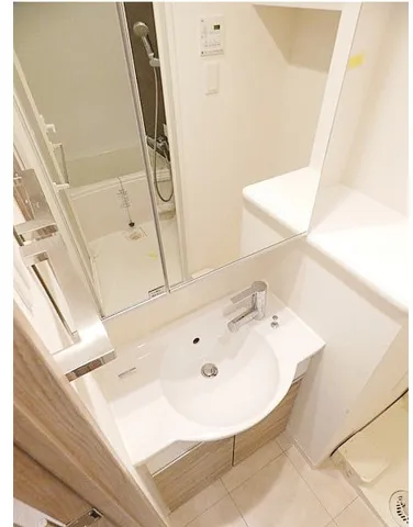 Ragdia Shiba Park - Interior - ["Plumbing fixture", "Floor", "Flooring"]