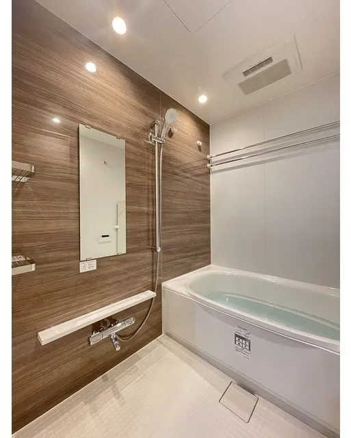 Comforia Nakakasai - Interior - ["Flooring", "Interior design", "Floor"]