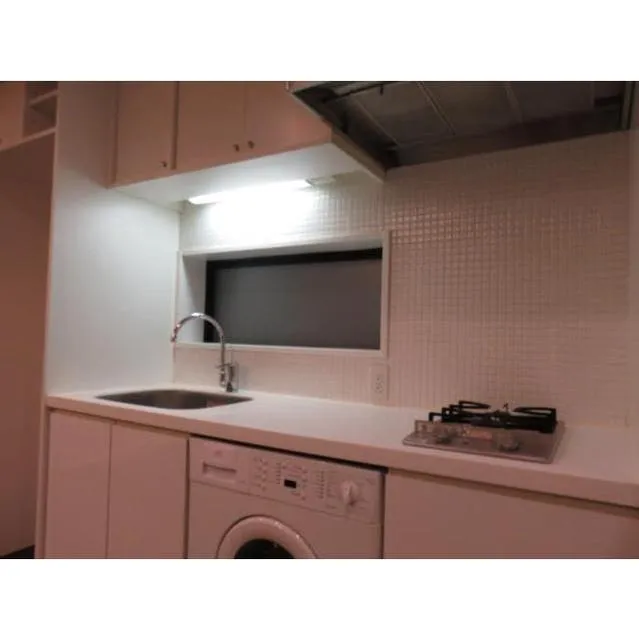 Primal Shinjuku Wakamatsucho - Interior - ["Cabinetry", "Bathroom cabinet", "Countertop"]