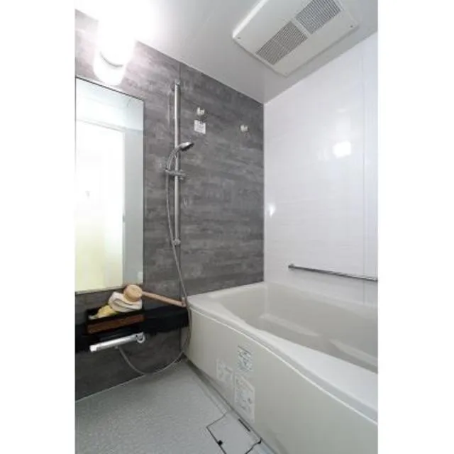 Masters Court Kitashinagawa - Interior - ["Bathtub", "Plumbing fixture", "Building"]