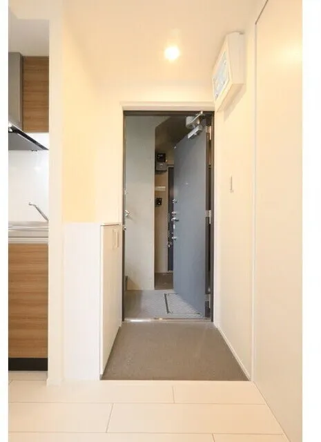 Option Sakashita - Interior - ["Flooring", "Wood", "Floor"]