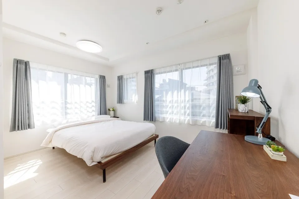 Hmlet Nishi-Shinjuku - Interior - ["Interior design", "Bed", "Furniture"]