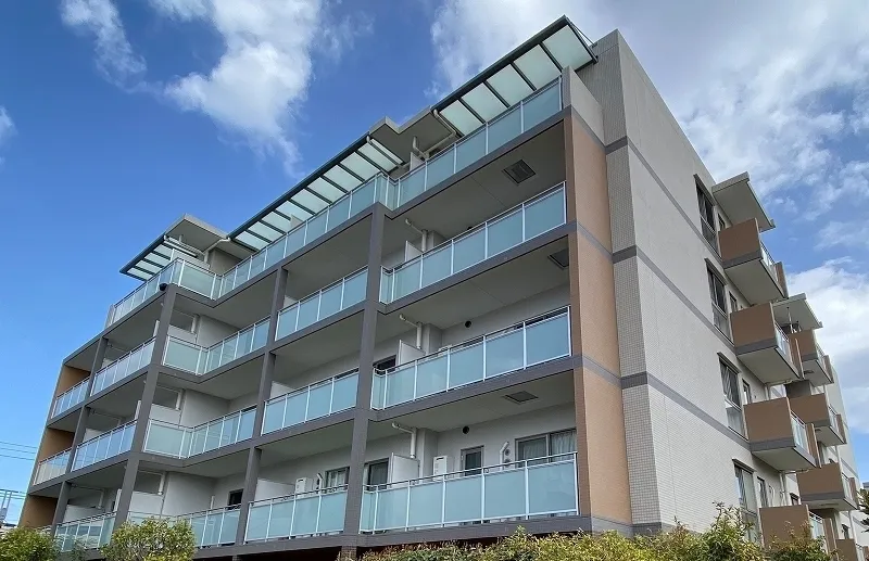 JMF Residence Akabane Shimo - Exterior - ["Balcony", "Urban design", "Apartment"]