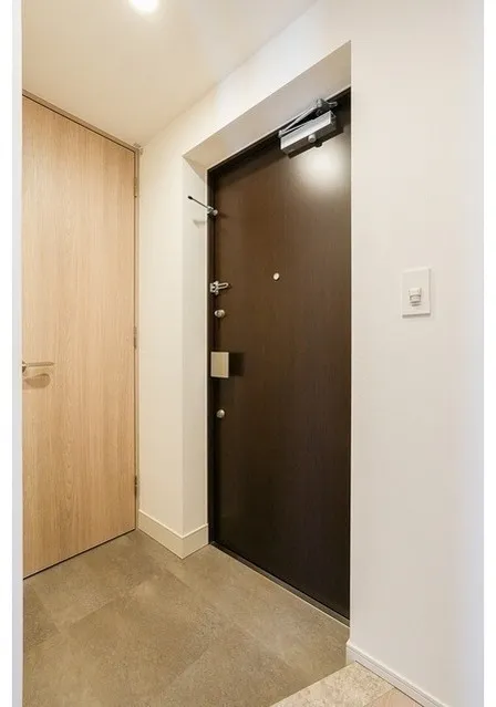 Stylio Kamata West - Interior - ["Wood", "Flooring", "Door"]