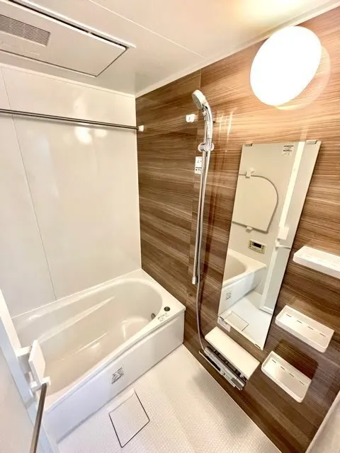 Residia Shibaura - Interior - ["Flooring", "Plumbing fixture", "Interior design"]