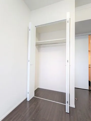 Premium Cube Higashijujo Aria - Interior - ["Flooring", "Floor", "Wood"]
