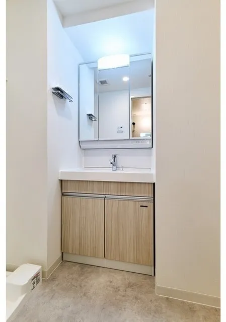 Gran Casa Oku - Interior - ["Flooring", "Plumbing fixture", "Interior design"]
