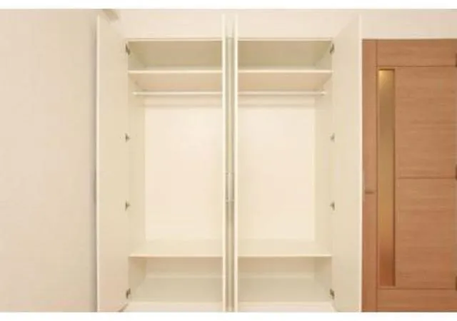 Park Axis Ochanomizu Stage - Interior - ["Fixture", "Door", "Wood"]