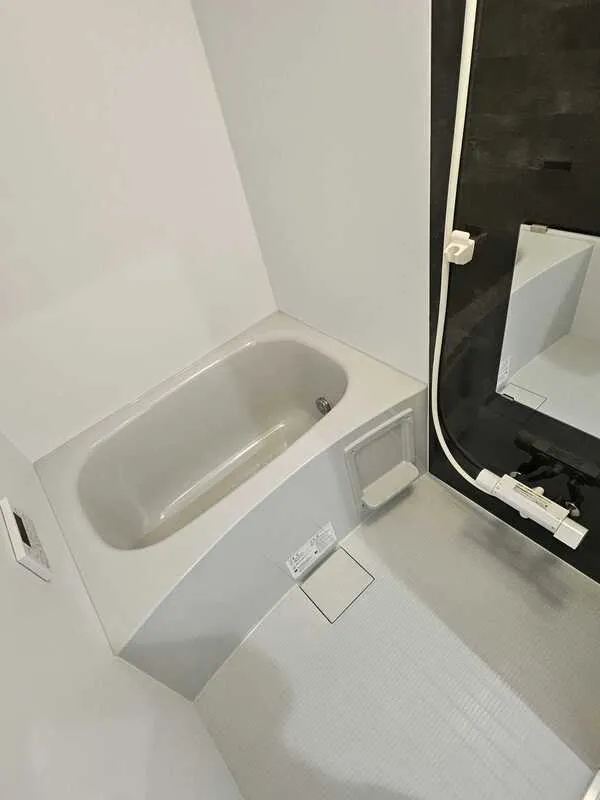 GRADUS Kasai - Interior - ["Flooring", "Floor", "Plumbing fixture"]