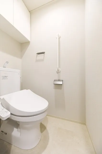 Urbanex Kinshi Park III - Interior - ["Toilet seat", "Toilet", "Bathroom"]