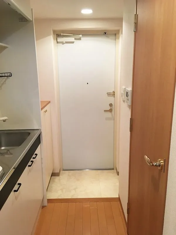 Belaire Meguro - Interior - ["Property", "Cabinetry", "Building"]
