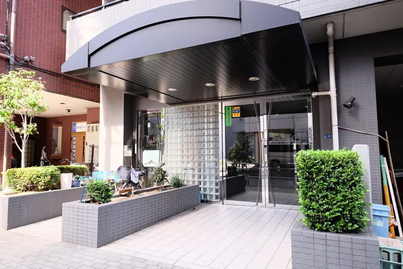 Prince Primavera - Exterior - []