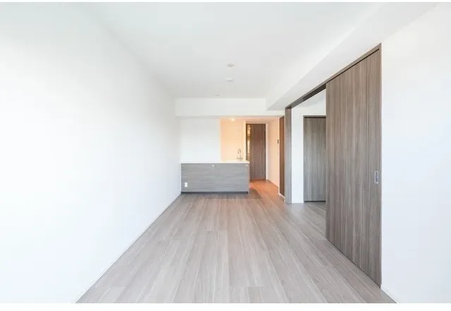 Comforia Liv Nagafukucho - Interior - ["Flooring", "Floor", "Wood flooring"]