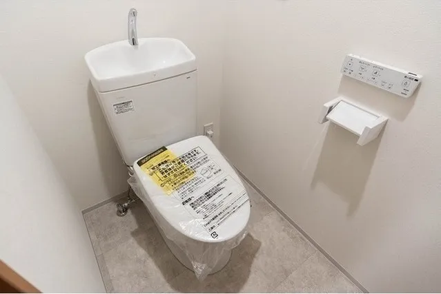 BPR Residence Nerima Fujimidai - Interior - ["Toilet seat", "Toilet", "Plumbing fixture"]