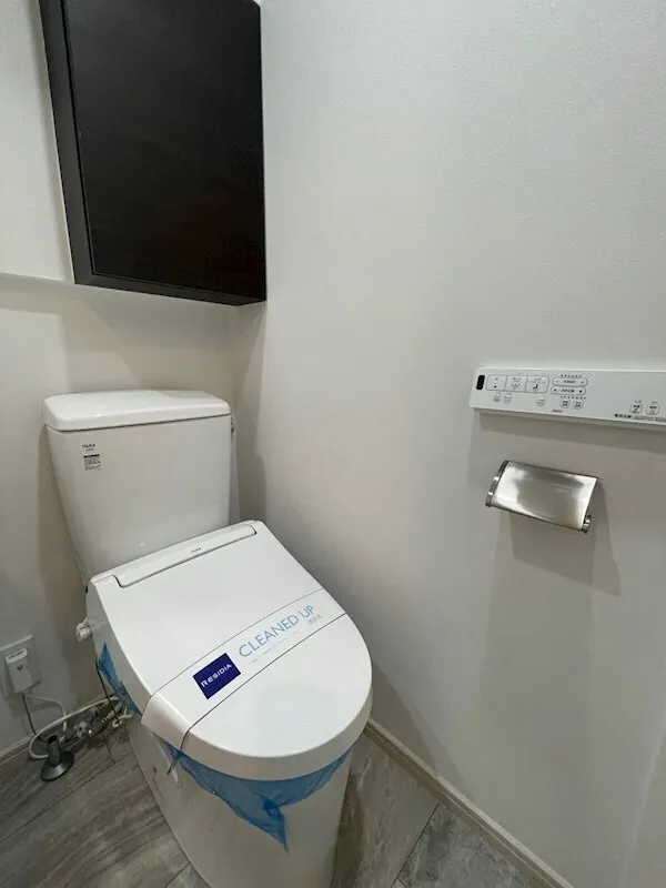 Residia Ueno Okachimachi - Interior - ["Toilet seat", "Plumbing fixture", "Toilet"]