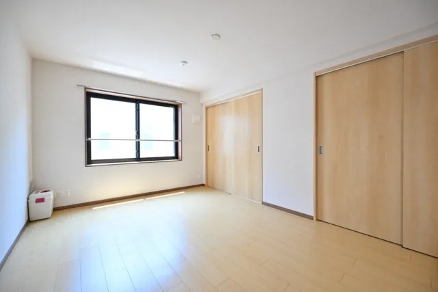 CENTRAL GARDEN RESIDENCE TOKYO - Interior - ["Flooring", "Wood", "Wood flooring"]