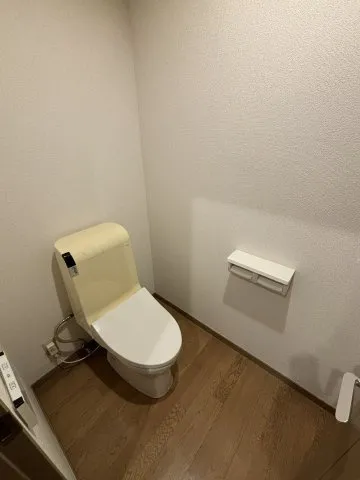 Terrace Nissin - Interior - ["Bathroom", "Toilet", "Comfort"]