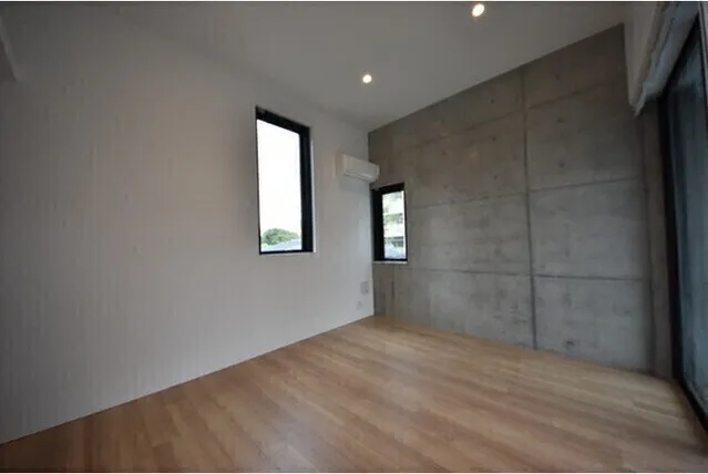 Square Court Waseda - Interior - ["Window", "Building", "Fixture"]