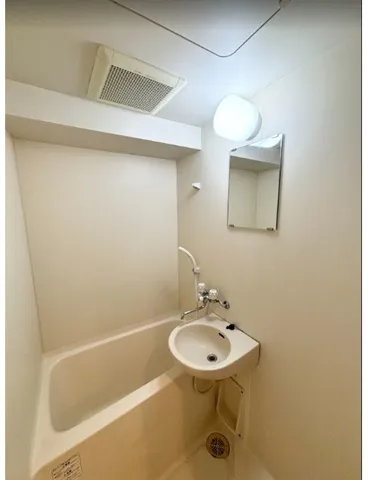 Welt Nihonbashi 3 - Interior - ["Floor", "Plumbing fixture", "Apartment"]