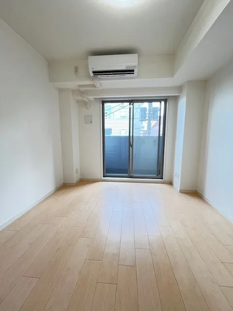 RESIDIA Kamiochiai - Interior - ["Flooring", "Floor", "Wood flooring"]