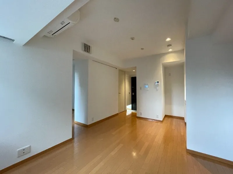 Castalia Meguro Kamurosaka - Interior - ["Flooring", "Floor", "Wood"]