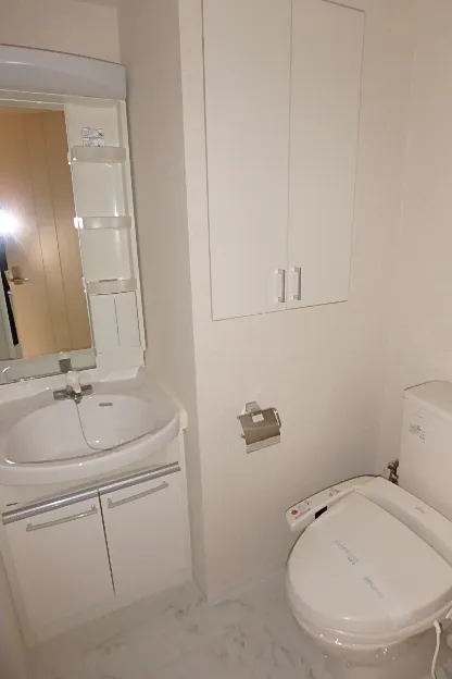 Esty Maison Kinshicho II - Interior - ["Bathroom Sink", "Plumbing fixture", "Bathroom"]