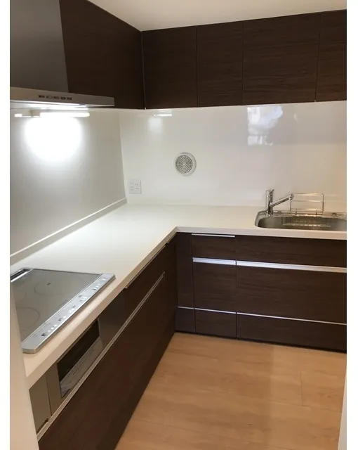 Abitation - Interior - ["Wood", "Flooring", "Interior design"]
