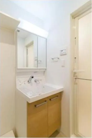 Matsuba - Interior - ["Tap", "Bathroom cabinet", "Sink"]