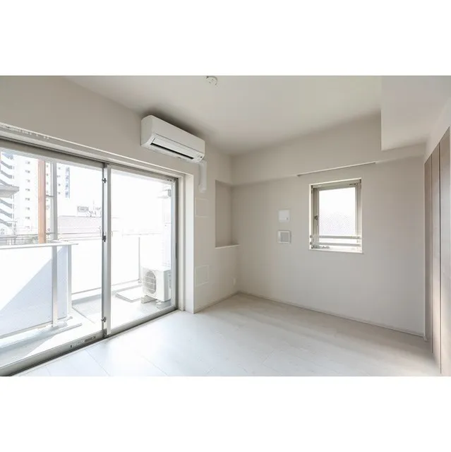 Demes Kiba - Interior - ["Window", "Building", "Fixture"]