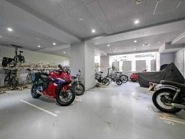 M Residence Shibuya Shinsen - Other - ["Ceiling", "Floor", "Flooring"]