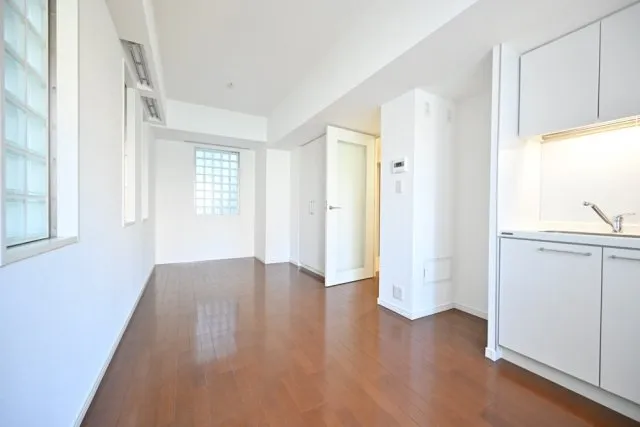 City House Yoyogi - Interior - ["Flooring", "Floor", "Apartment"]