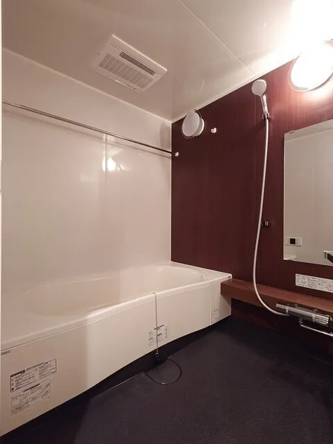MFPR Meguro Tower - Interior - ["Flooring", "Plumbing fixture", "Ceiling"]