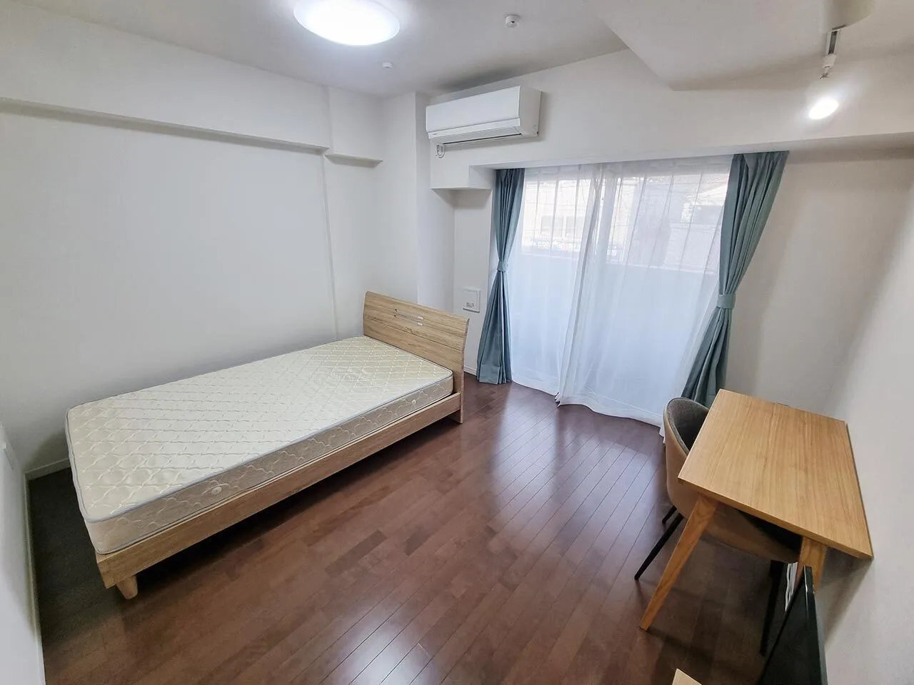 Mynavi STAY Hon-Haneda - Interior - ["Flooring", "Floor", "Wood"]