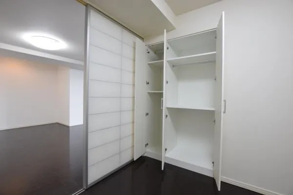 Brillia Ist Shinonome Canal Court - Interior - ["Flooring", "Wood", "Floor"]