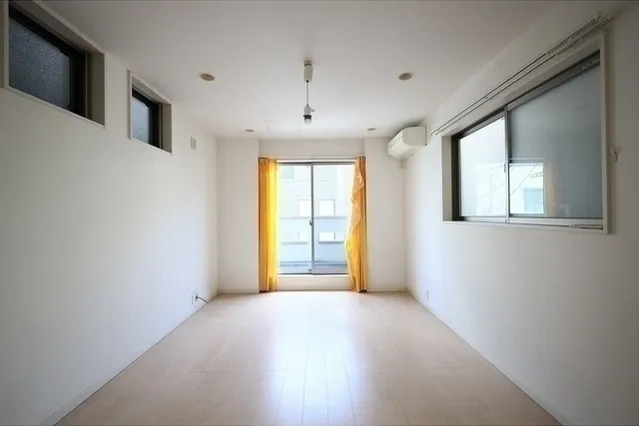 1-24-15 Yoyogi, Shibuya-Ku, Tokyo - Interior - ["Flooring", "Floor", "Ceiling"]