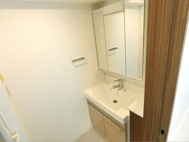 Genovia Suitengumae Sky Garden - Interior - ["Flooring", "Floor", "Interior design"]